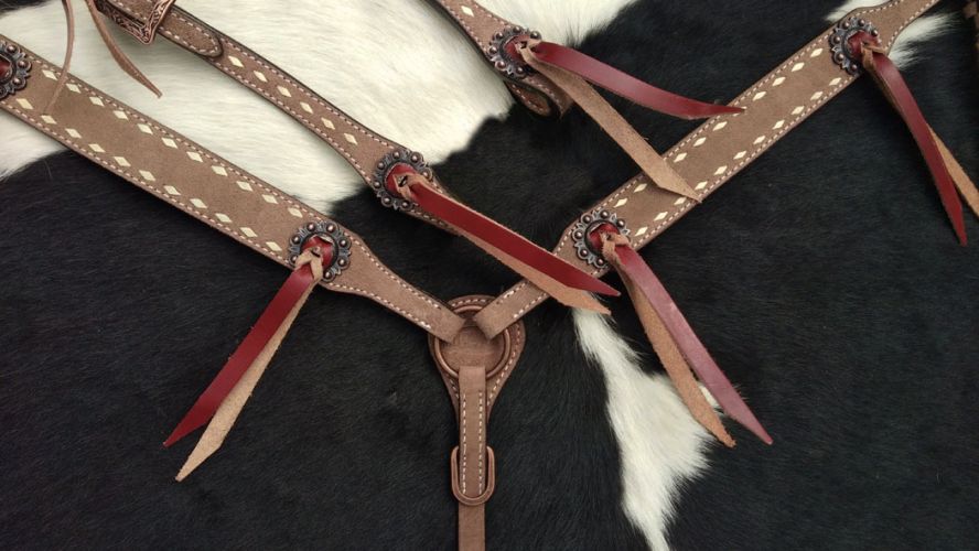 Tack Set - Single Ear Headstall and Breastcollar set with Natural Buckstitch trim w/ Reins