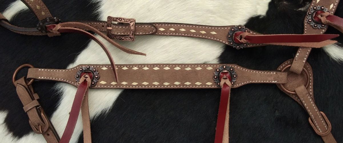 Tack Set - Single Ear Headstall and Breastcollar set with Natural Buckstitch trim w/ Reins