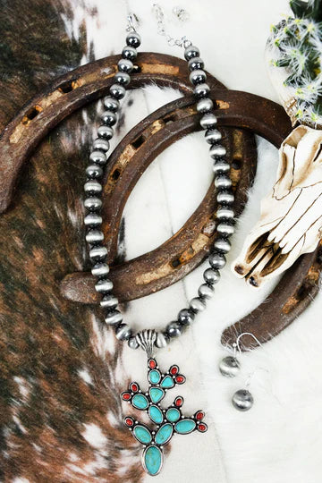 Turquoise Prickly Pear Silver Pearl Choker and Earring Set